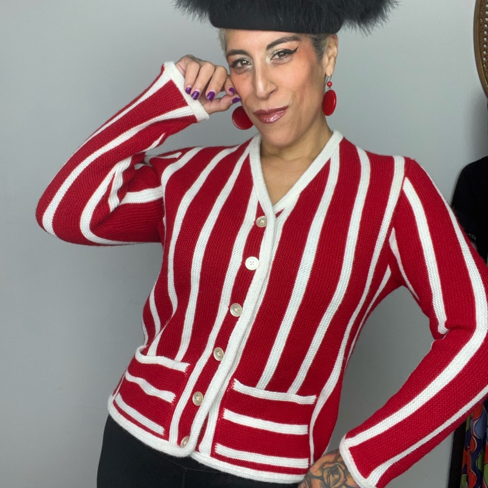 Vintage 1960’s 60s Majestic Red & White Striped Acrylic Cardigan Sweater S M L